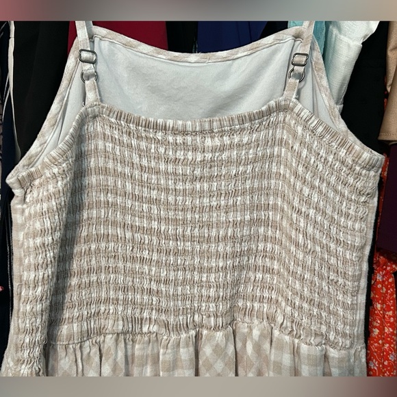 Japna Tan & White Gingham Dress - Picture 7 of 10